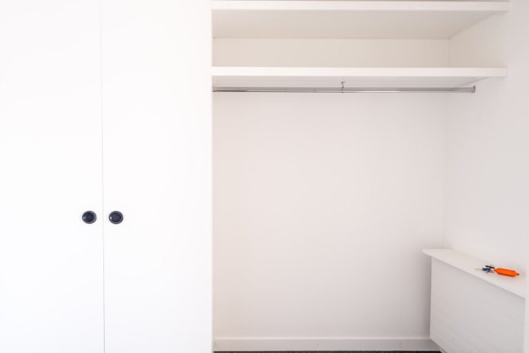 Szafy na zamówienie tworzone zgodnie z potrzebami